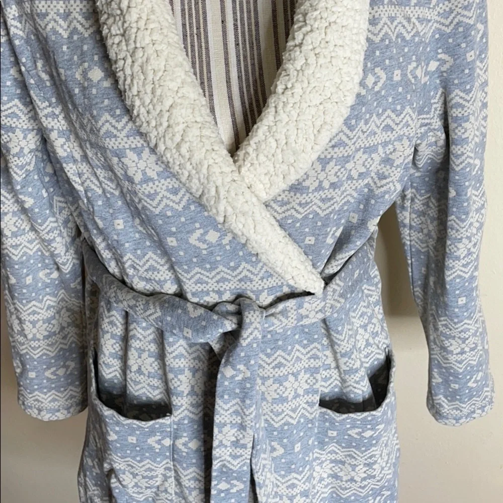TALBOTS Snowflake Robe Sherpa Edging Wrap Belted Blue Size L